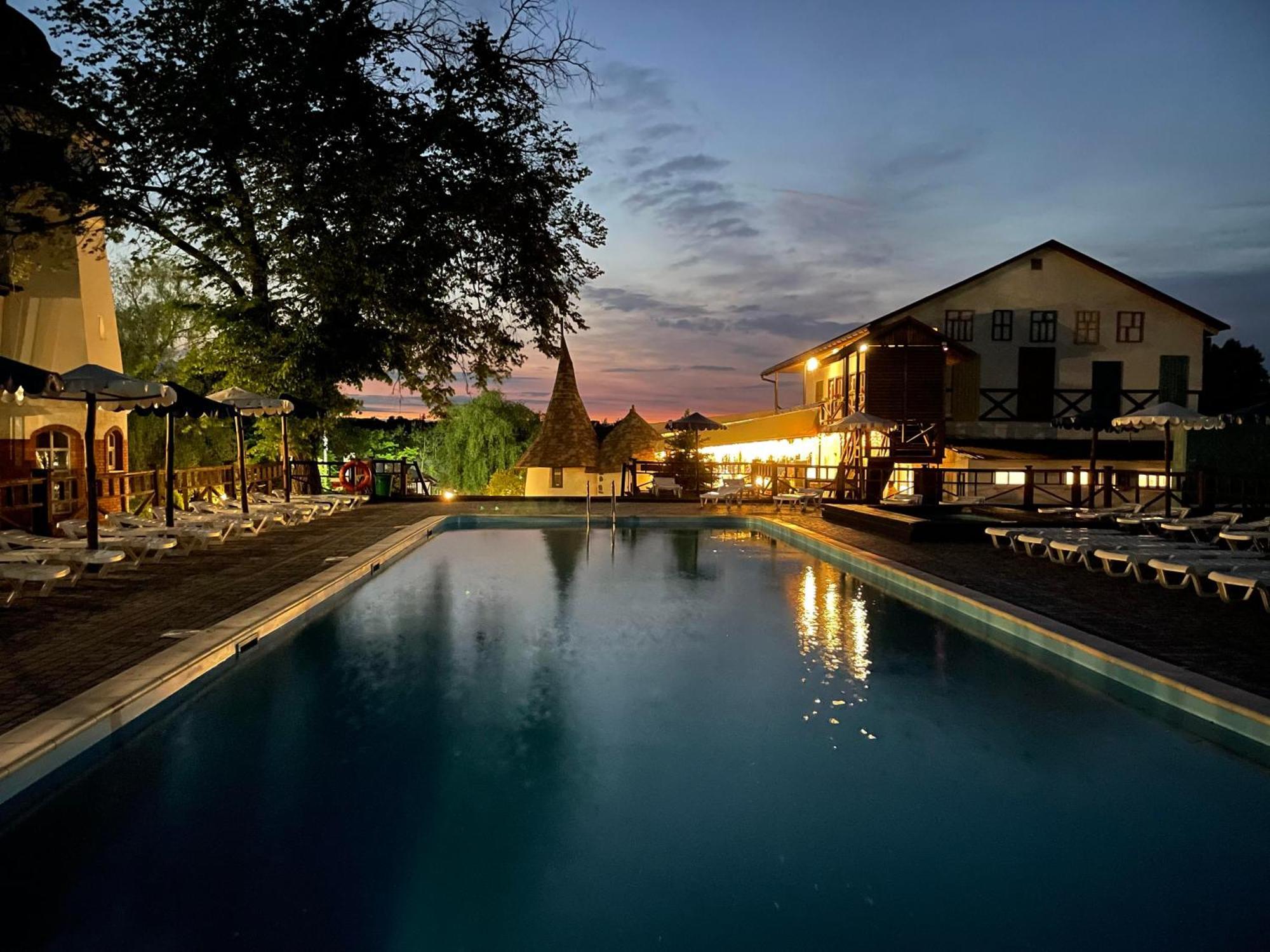 Kam'yani Potoky Mayak Resort מראה חיצוני תמונה